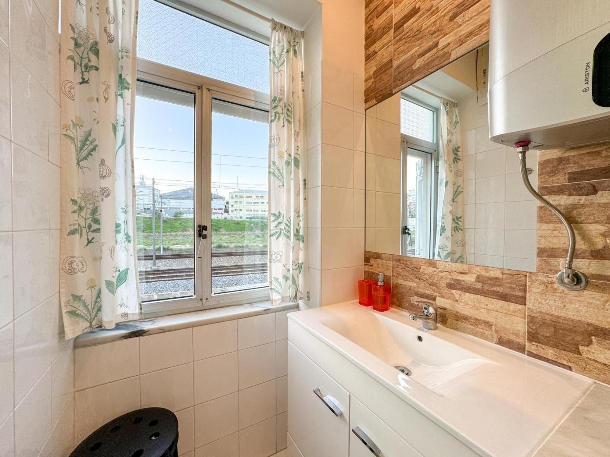 Quiet And Cozy, Easy Access To Lisbon Highlights #1880 Lägenhet Exteriör bild